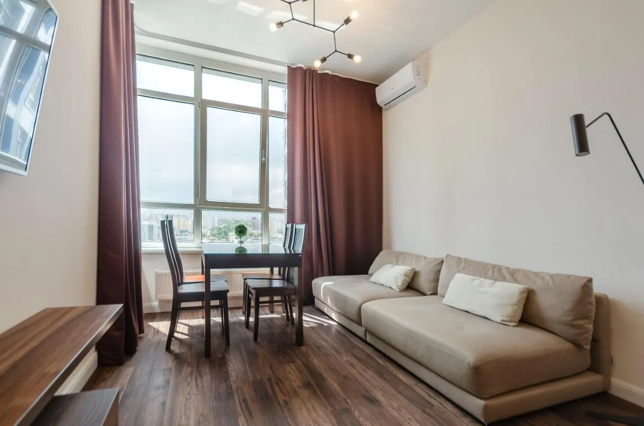 Petrovdom Apartaments 15-84 In Rc Central Park, 7 John Mccain Street Kyiv 0*,