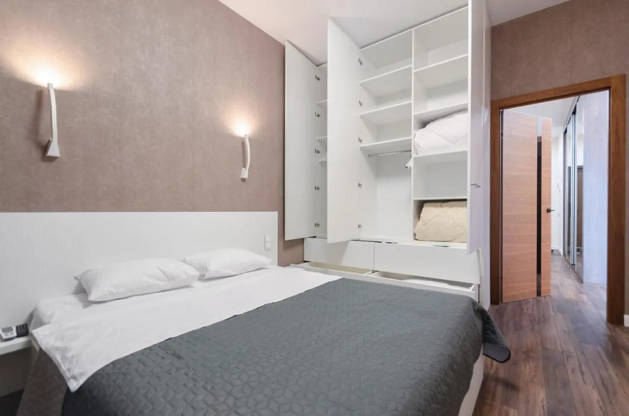 Petrovdom Apartaments 15-84 In Rc Central Park, 7 John Mccain Street Kyiv